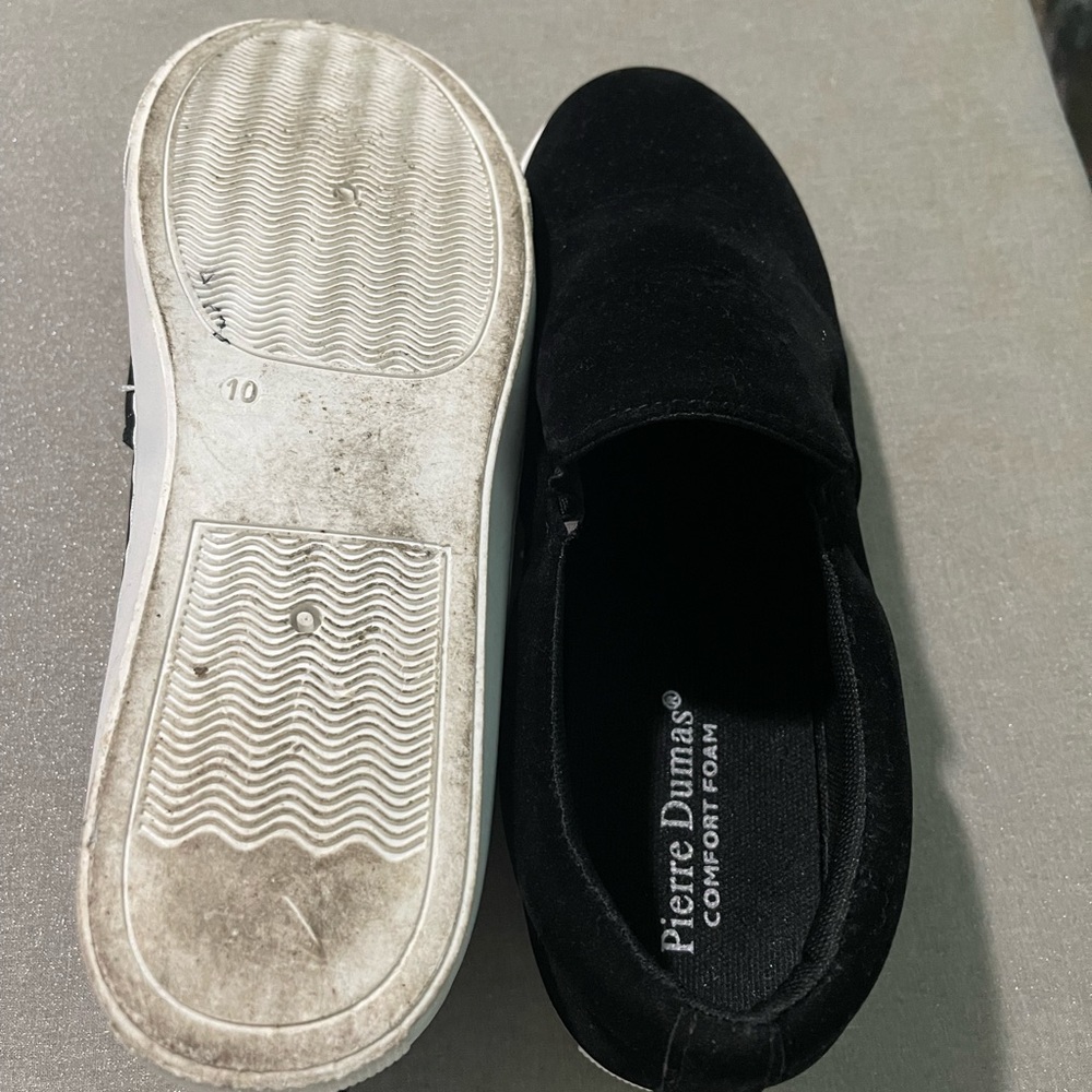 Size 10 casual shoes